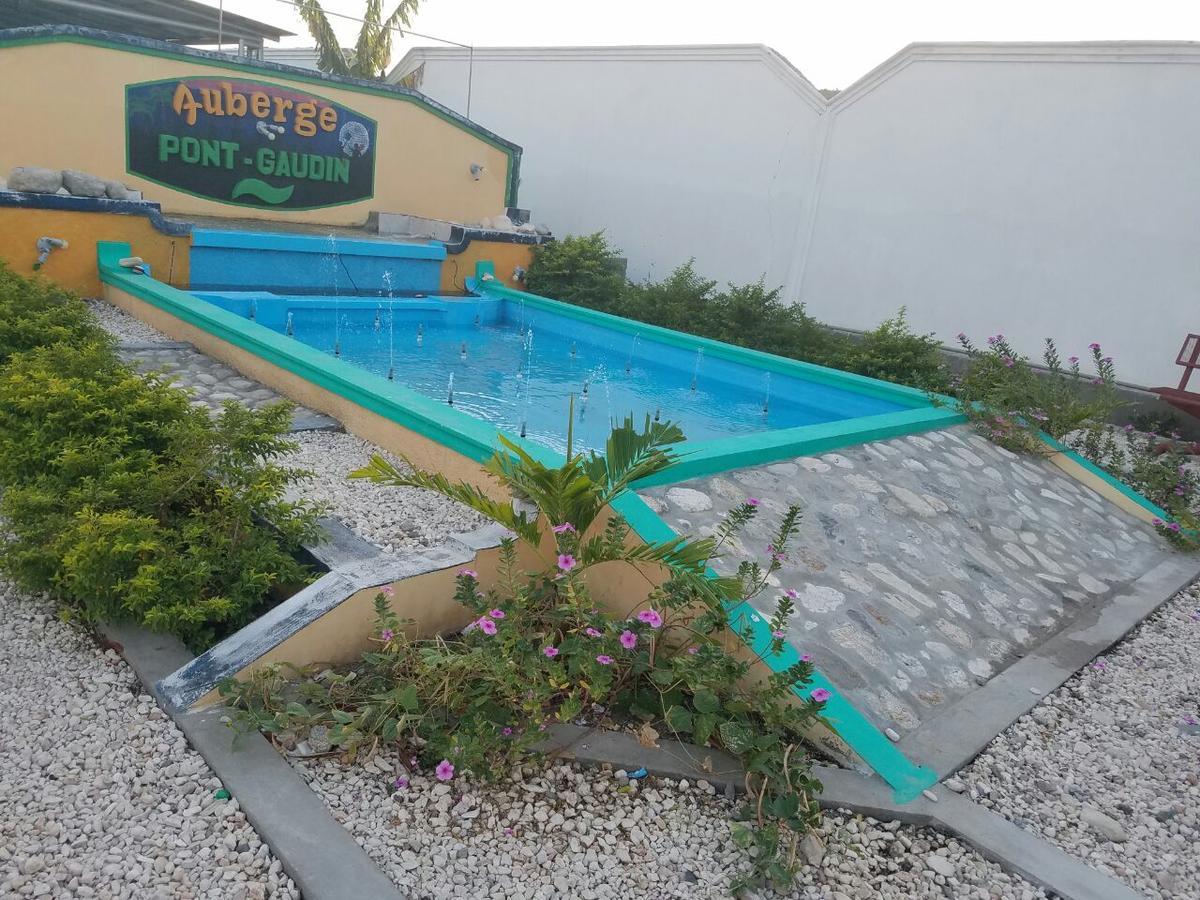 Auberge Pont-Gaudin Gonaives Екстер'єр фото
